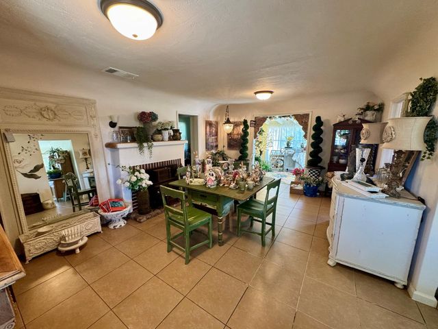 17672 W Belmont Avenue, Kerman, CA 93630