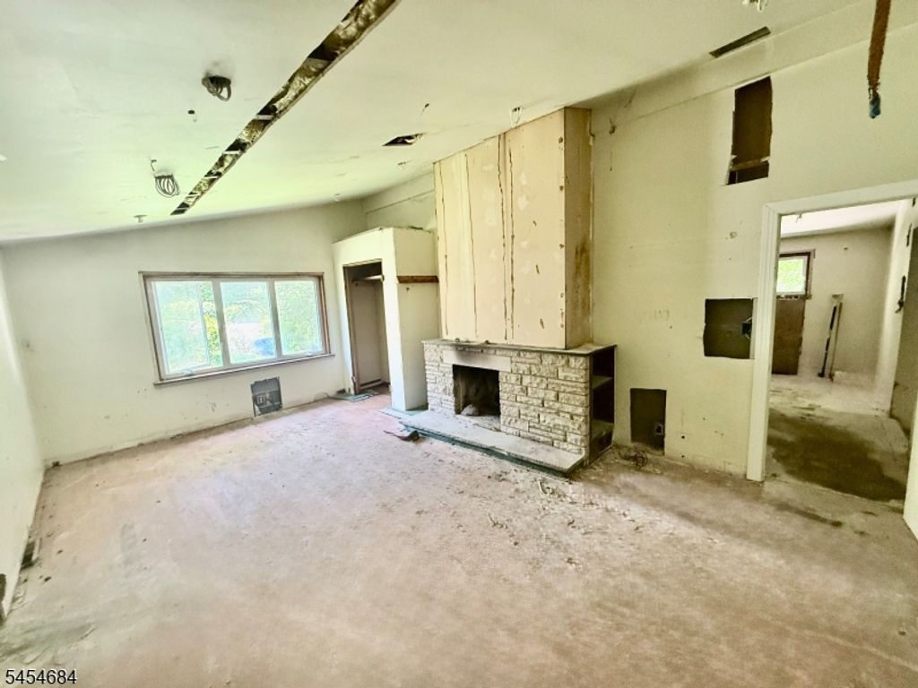 69 Cranberry Ledge Rd, Byram Twp., NJ 07821 — photo 3