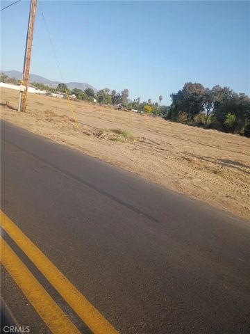 0 E Charlton, Hemet, CA 92544