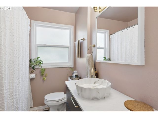 6720 Se 84TH Ave, Portland, OR 97266