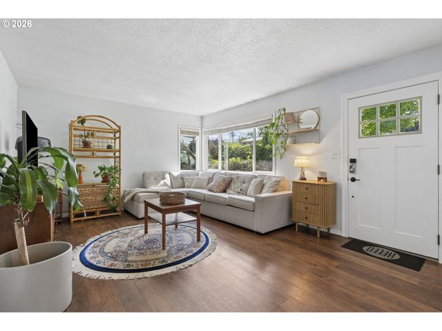6720 Se 84TH Ave, Portland, OR 97266