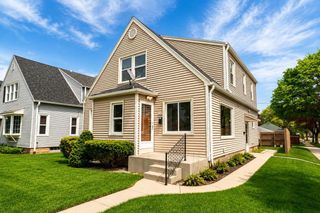 3180 S 41st STREET, Milwaukee, WI 53215