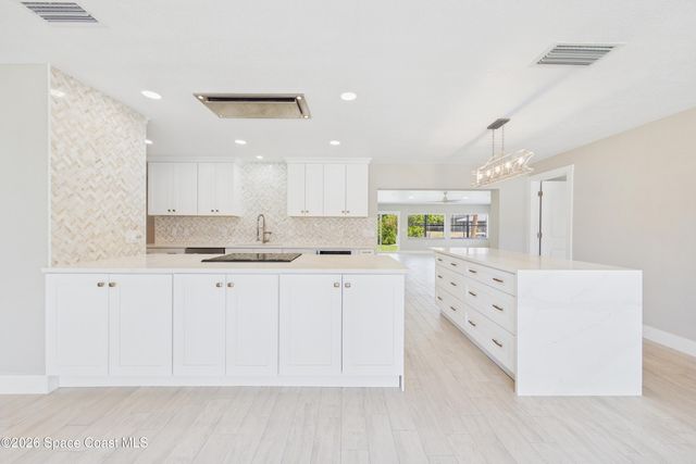 515 Inwood Lane, Indian Harbour Beach, FL 32937