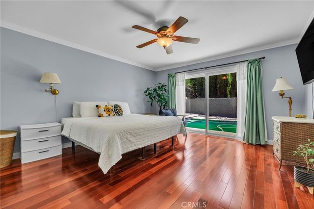 23041 La Granja, Valencia, CA 91354