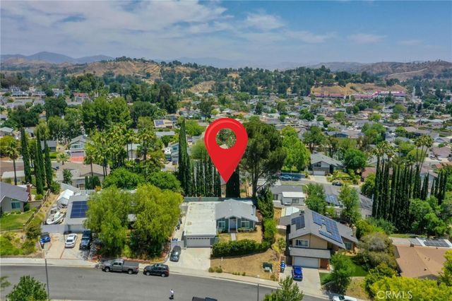 23041 La Granja, Valencia, CA 91354