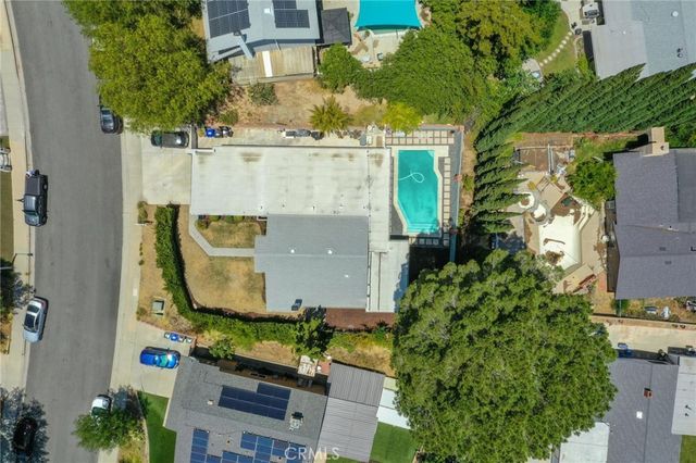 23041 La Granja, Valencia, CA 91354