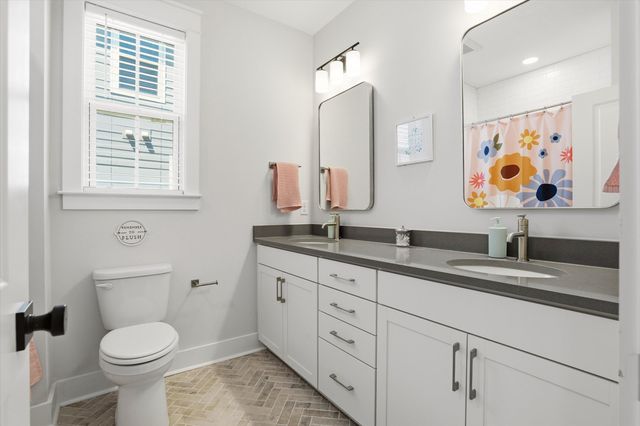 381 Wappoo Trace Lane, Summerville, SC 29486
