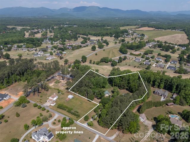 183-185 Rubin Thorne Road, Campobello, SC 29322