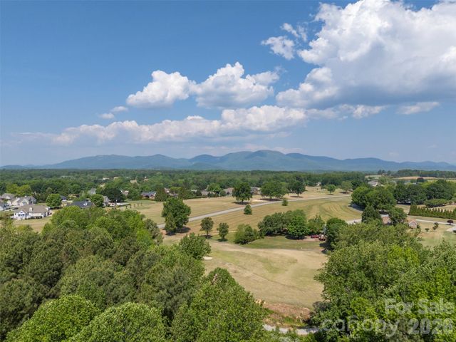 183-185 Rubin Thorne Road, Campobello, SC 29322