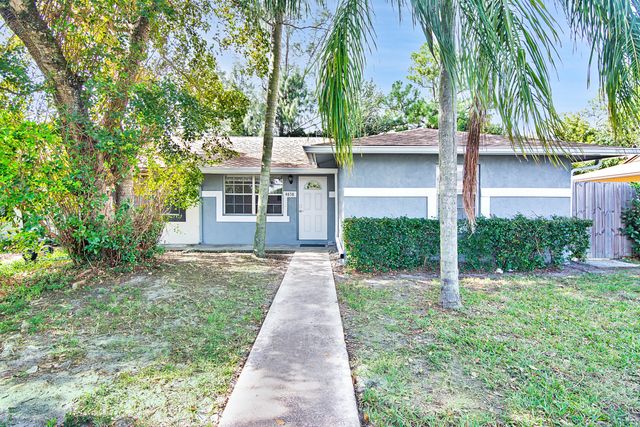 4858 Arthur Street, Palm Beach Gardens, FL 33418