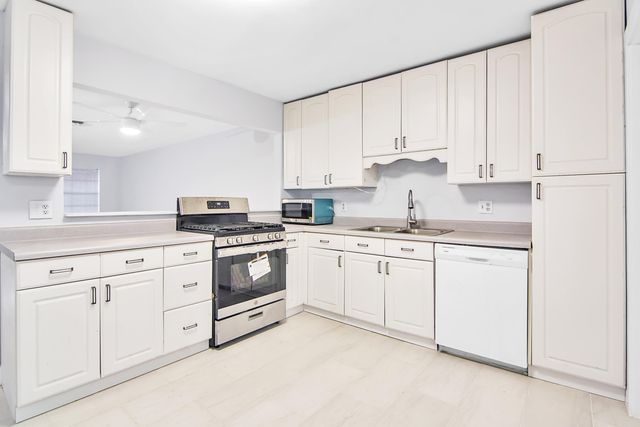 4858 Arthur Street, Palm Beach Gardens, FL 33418