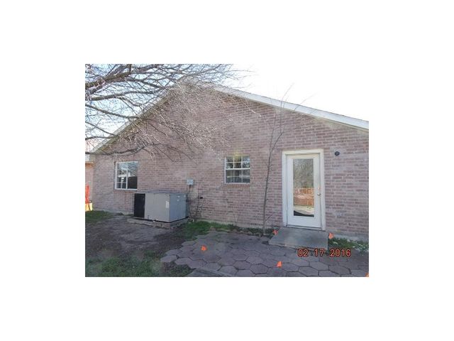 4451 Posada Drive, Dallas, TX 75211