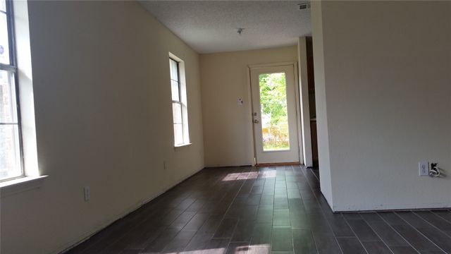 4451 Posada Drive, Dallas, TX 75211