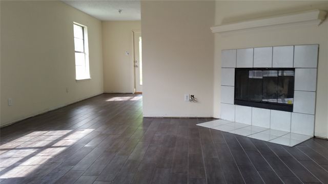 4451 Posada Drive, Dallas, TX 75211