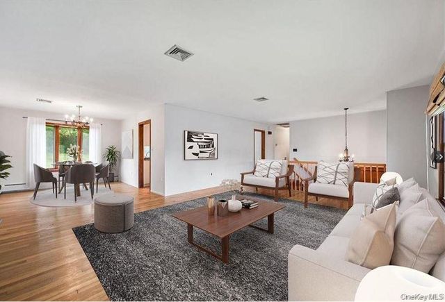 28 Peter Bush, Monroe, NY 10950