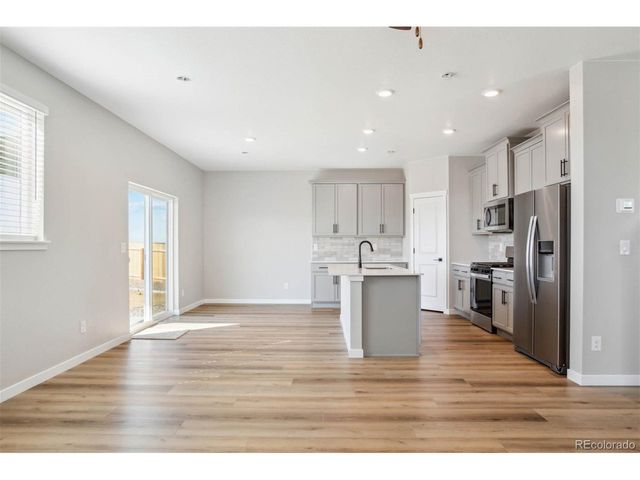 17920 E 94th Ave, Commerce City, CO 80022