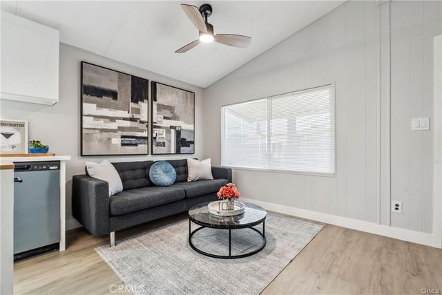 1850 W Orangethorpe 25, Fullerton, CA 92833