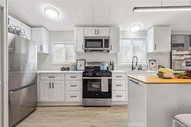 1850 W Orangethorpe 25, Fullerton, CA 92833