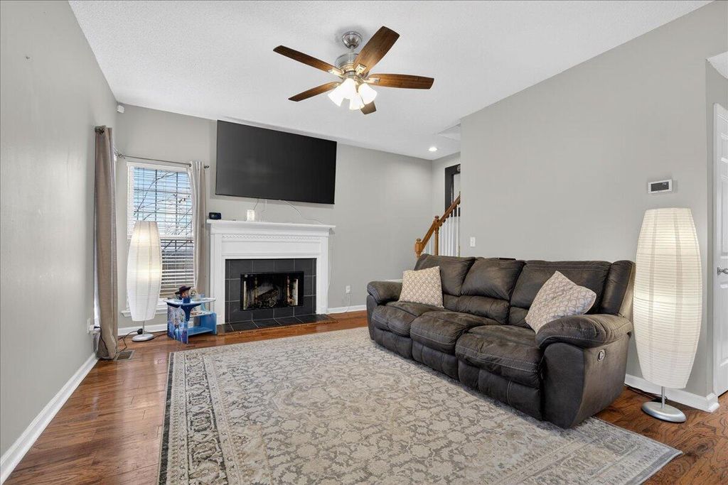 Image 13 of property listing at 7949 Indica Court, North Charleston, SC 29418