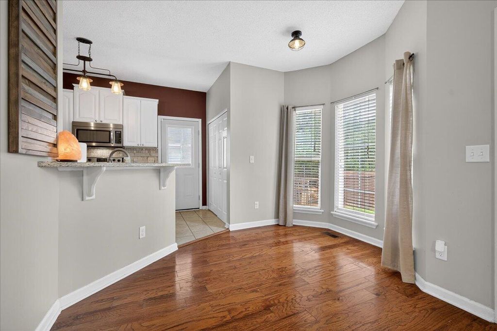 Image 16 of property listing at 7949 Indica Court, North Charleston, SC 29418