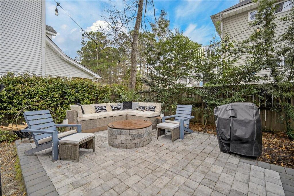 Image 39 of property listing at 7949 Indica Court, North Charleston, SC 29418