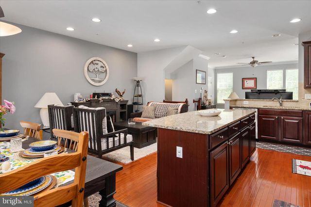 7203 DORCHESTER WOODS LN, Hanover, MD 21076
