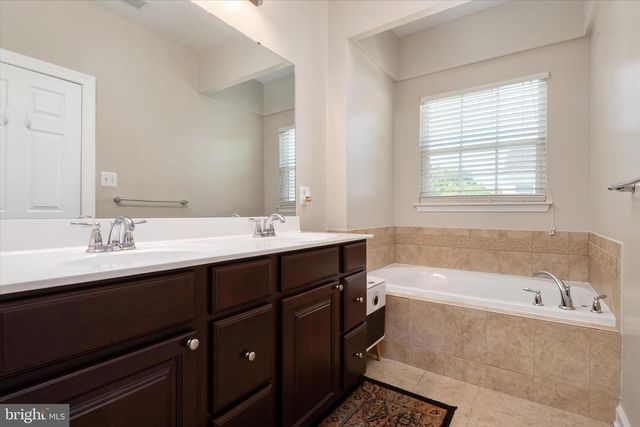 7203 DORCHESTER WOODS LN, Hanover, MD 21076