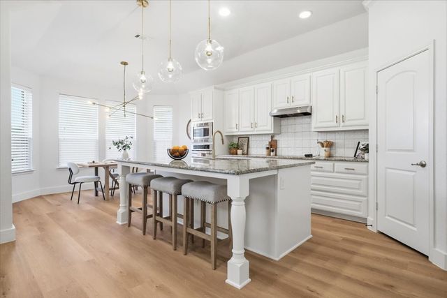 1109 Nottingham Trail, Saginaw, TX 76179