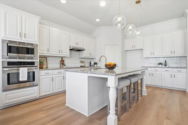 1109 Nottingham Trail, Saginaw, TX 76179