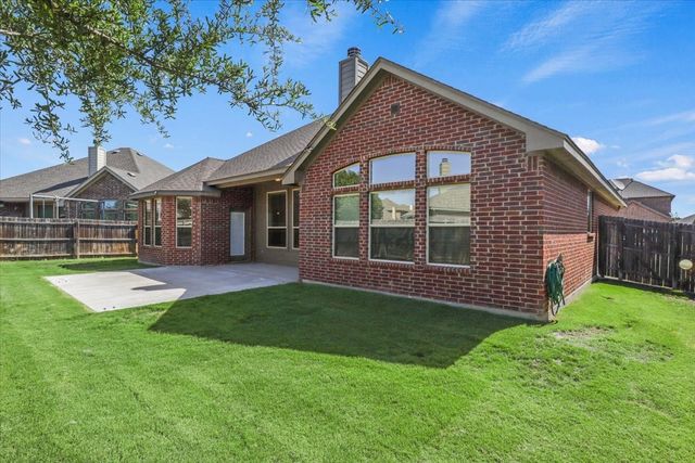 1109 Nottingham Trail, Saginaw, TX 76179