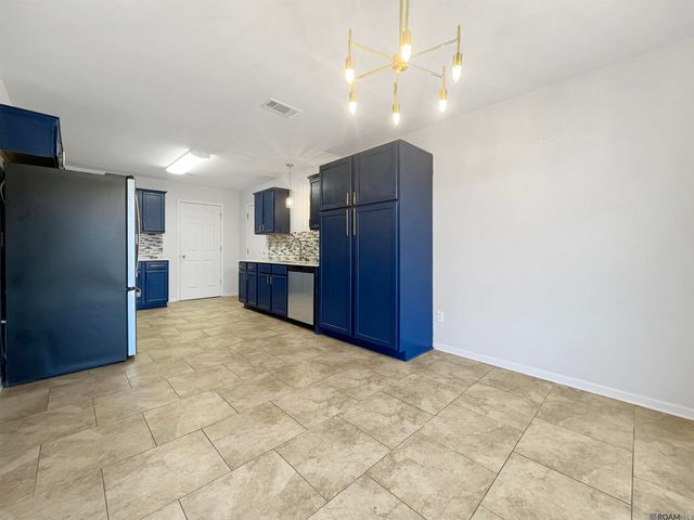 26470 Parkwood Dr, Denham Springs, LA 70726