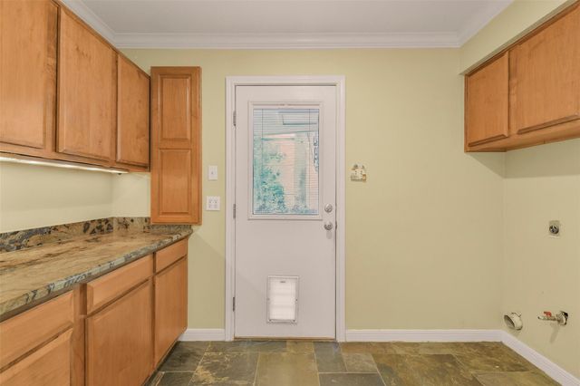 9143 Penn Manor Ct Court, Houston, TX 77055