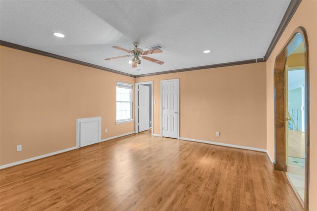 9143 Penn Manor Ct Court, Houston, TX 77055