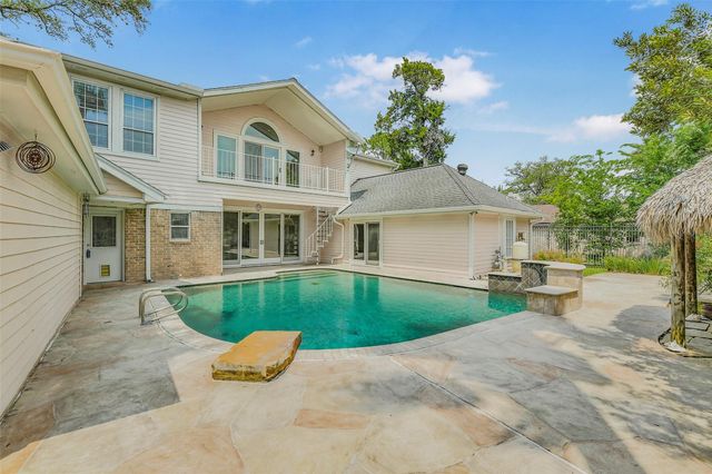 9143 Penn Manor Ct Court, Houston, TX 77055