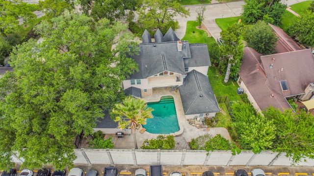 9143 Penn Manor Ct Court, Houston, TX 77055
