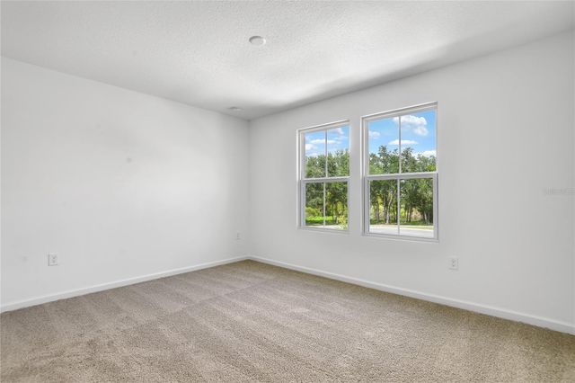 708 LAKE DELL AVENUE, Dundee, FL 33838