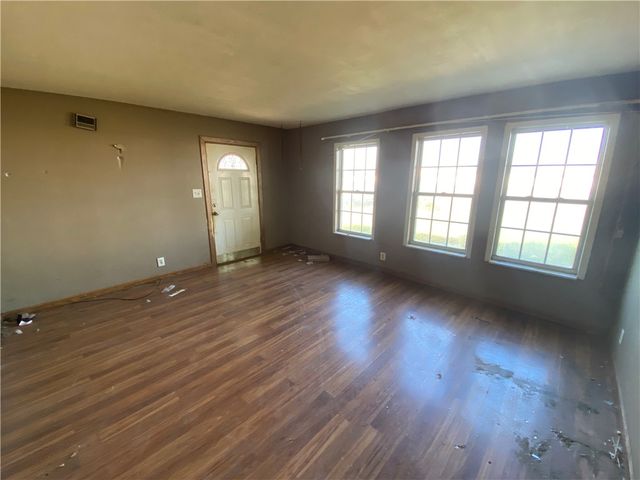 521 Glenoak Dr, Corpus Christi, TX 78418