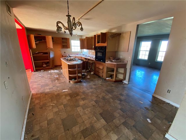 521 Glenoak Dr, Corpus Christi, TX 78418