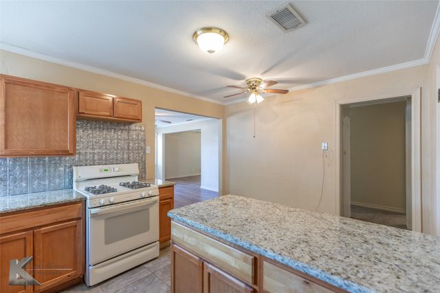 3249 S 13th Street, Abilene, TX 79605