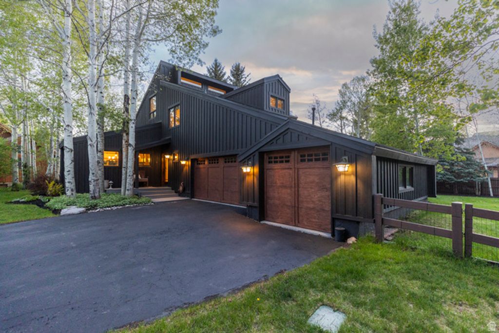 Image 1 of property listing at 2126 TWILIGHT CT, Park City, UT 84060