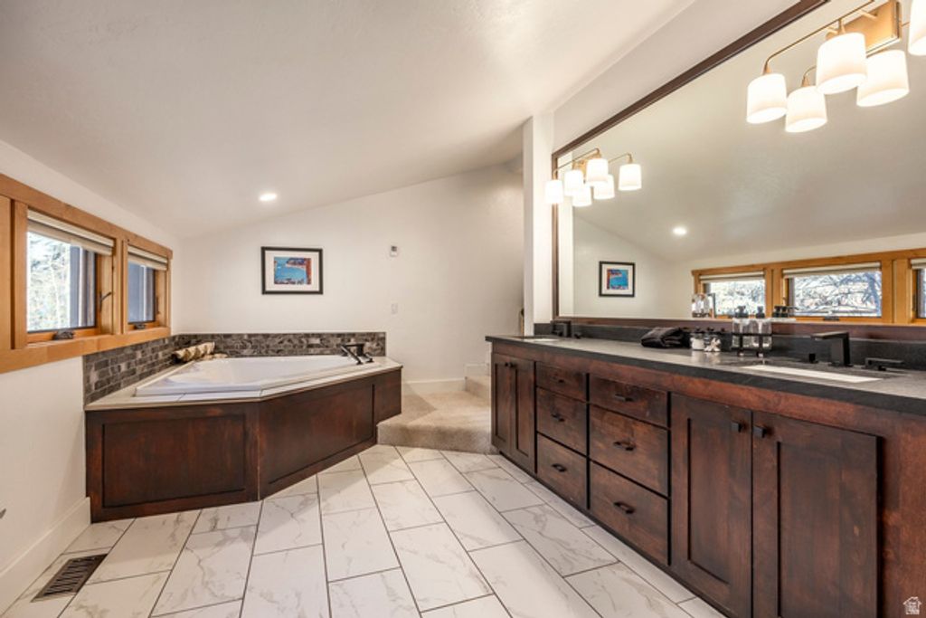 Image 20 of property listing at 2126 TWILIGHT CT, Park City, UT 84060