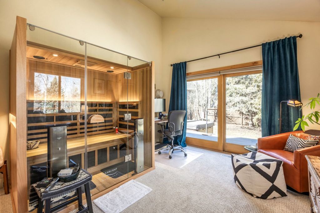 Image 22 of property listing at 2126 TWILIGHT CT, Park City, UT 84060