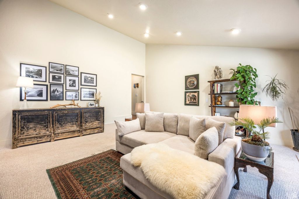 Image 25 of property listing at 2126 TWILIGHT CT, Park City, UT 84060