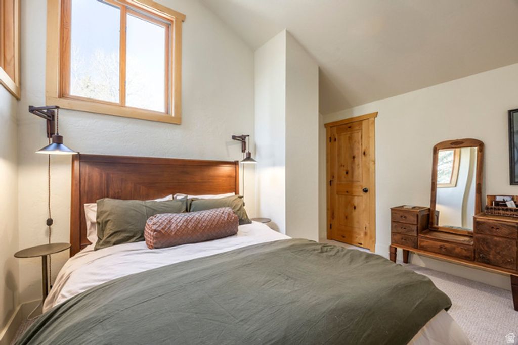 Image 35 of property listing at 2126 TWILIGHT CT, Park City, UT 84060