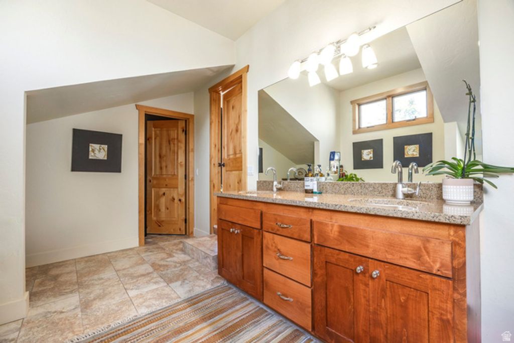 Image 37 of property listing at 2126 TWILIGHT CT, Park City, UT 84060