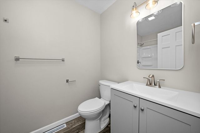 225 E Francis Road, New Lenox, IL 60451