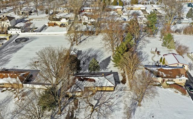 225 E Francis Road, New Lenox, IL 60451