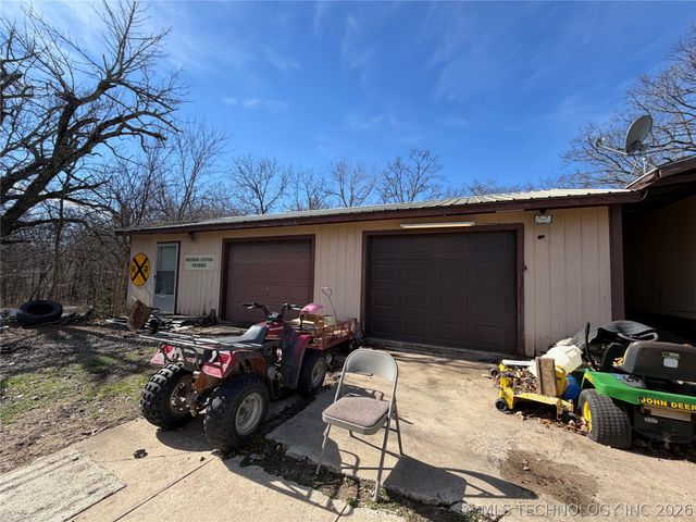 419156 Texanna Road, Eufaula, OK 74432