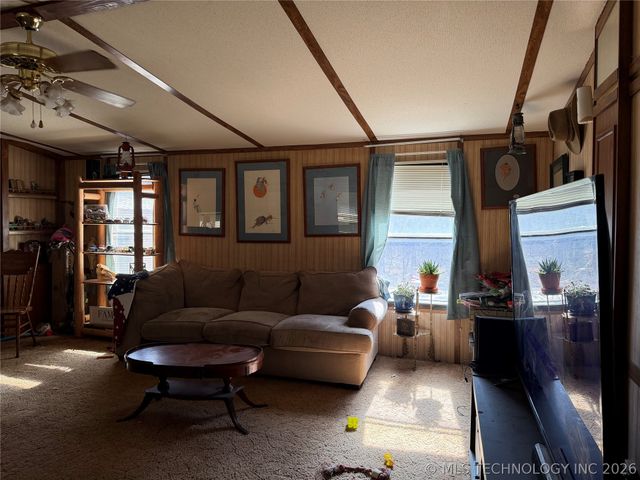 419156 Texanna Road, Eufaula, OK 74432