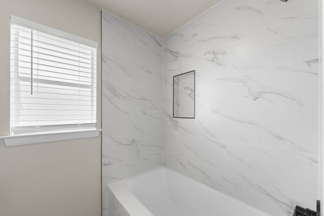 1613 Lamplighter Lane, Edgecliff Village, TX 76134